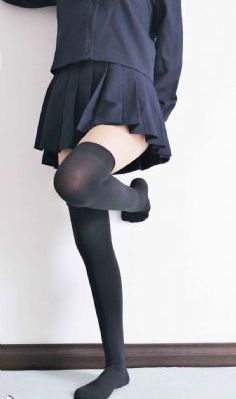 秋霞鲁丝