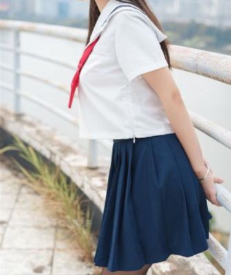 裙子里面有野兽